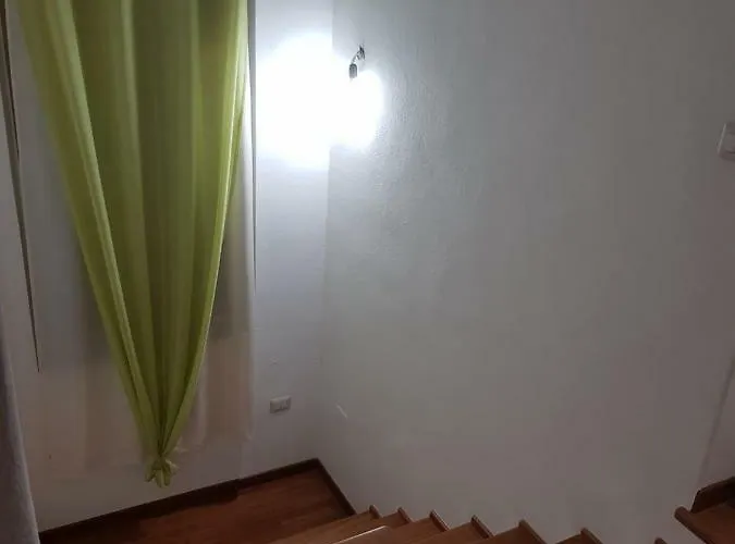 Oda ve Kahvaltı G&e Austis